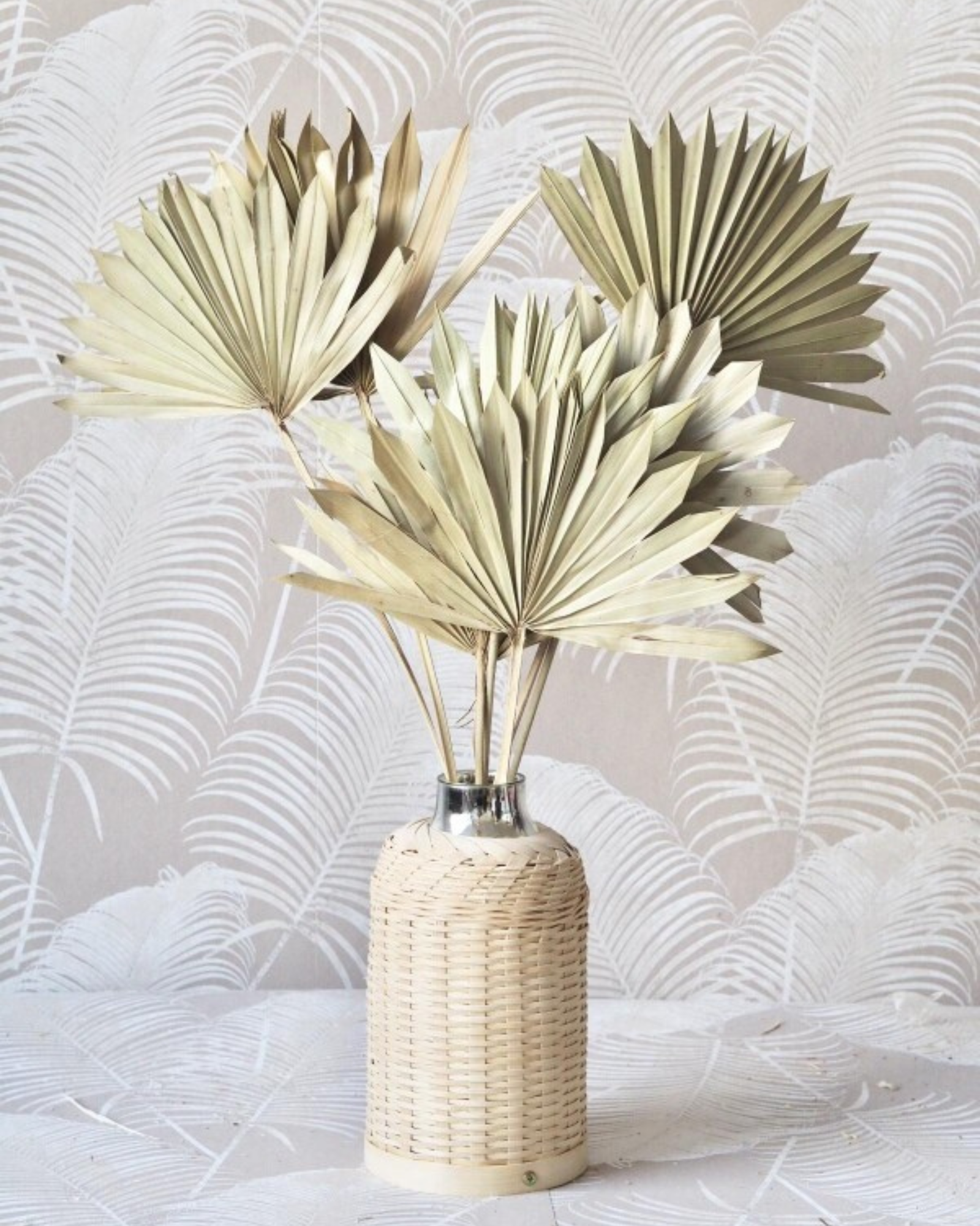 Dried Natural Palm Leaf Sun Spear