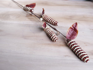 Handmade Palm Leaf Chain Pine Stick Joynagar Handicraft Artificial Flowers color_brown